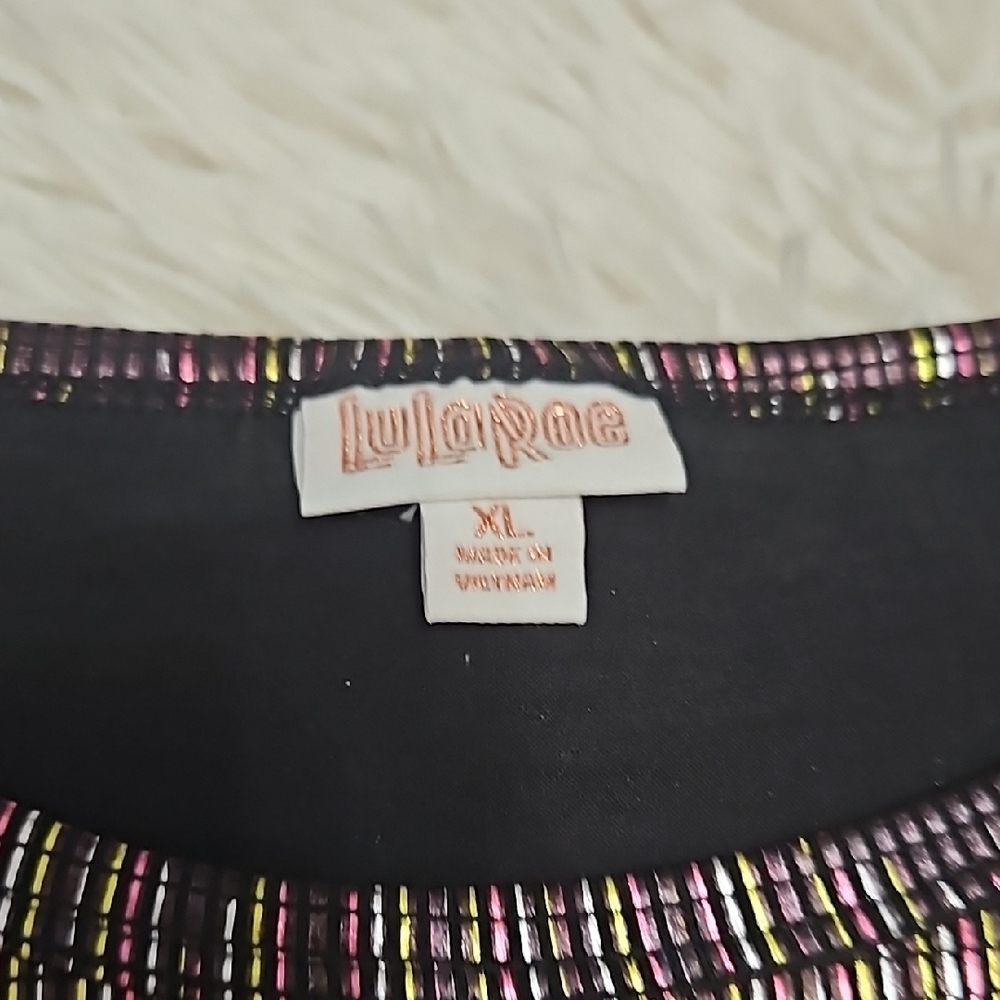 New LuLaRoe Gigi elegant collection top Short Sleeve Blouse star print top XL - Picture 3 of 11